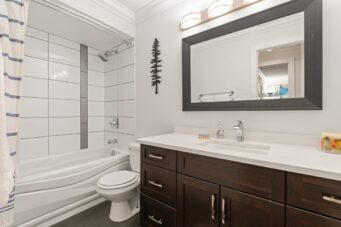 1019 Old Lillooet Road